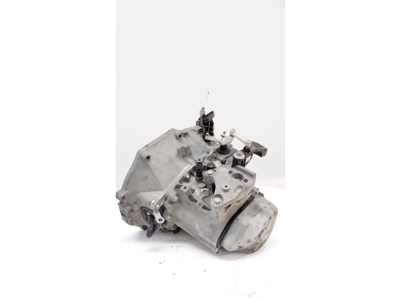 Recambio de caja cambios para peugeot 208 i (ca_, cc_) 1.2 vti 82 referencia OEM IAM 20CR13  