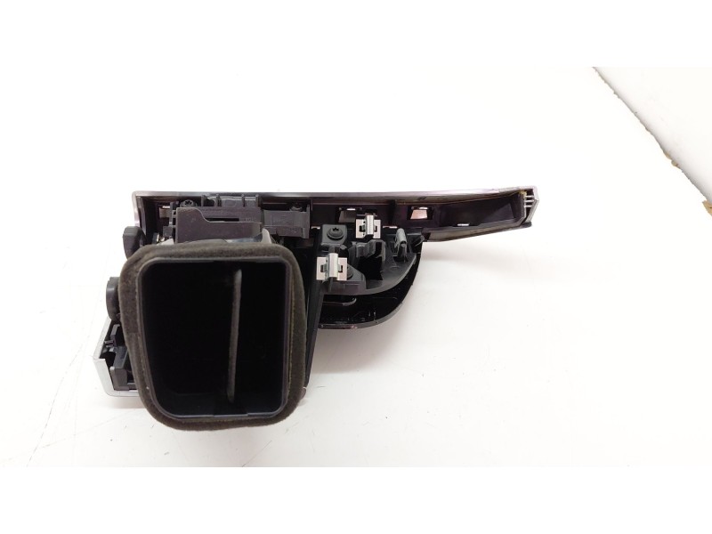 Recambio de rejilla aireadora para jaguar i-pace (x590) ev400 awd referencia OEM IAM J9D3018B09AB  
							