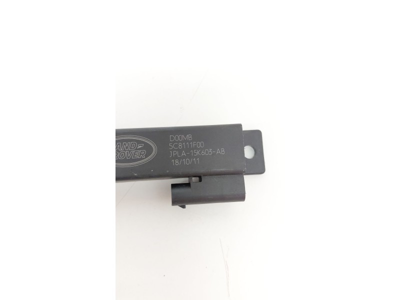 Recambio de antena para jaguar i-pace (x590) ev400 awd referencia OEM IAM JPLA15K603AB  
							