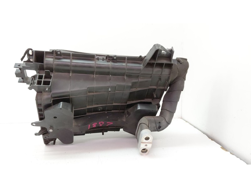 Recambio de radiador calefaccion / aire acondicionado para jaguar i-pace (x590) ev400 awd referencia OEM IAM J2842  