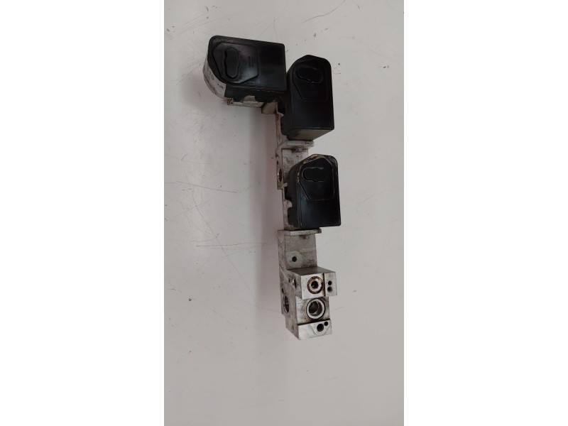 Recambio de valvula expansion para jaguar i-pace (x590) ev400 awd referencia OEM IAM J9D36C584AA  