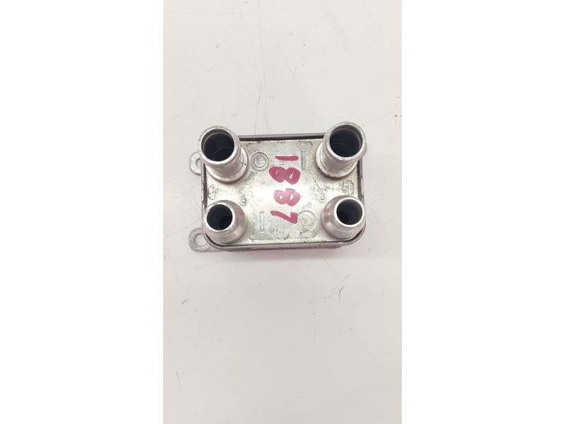 Recambio de radiador aceite para jaguar i-pace (x590) ev400 awd referencia OEM IAM J9D38D106AB  
							