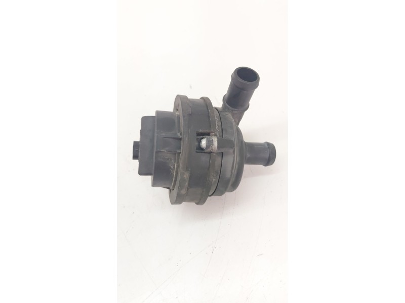 Recambio de bomba agua para jaguar i-pace (x590) ev400 awd referencia OEM IAM J9D318D475A  