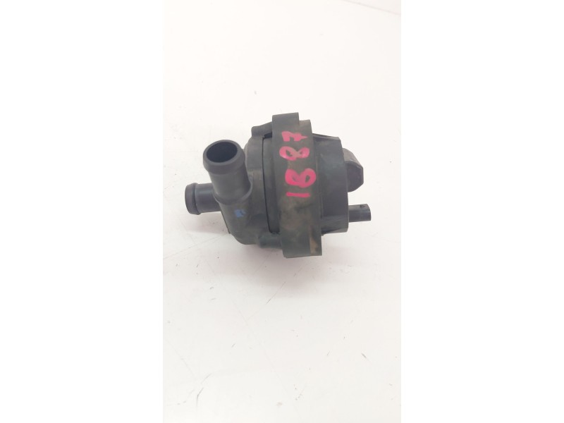 Recambio de bomba agua para jaguar i-pace (x590) ev400 awd referencia OEM IAM J9D318D473AA  
							