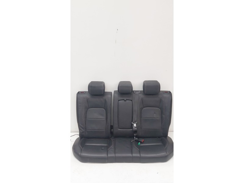 Recambio de asientos traseros para jaguar i-pace (x590) ev400 awd referencia OEM IAM   
							