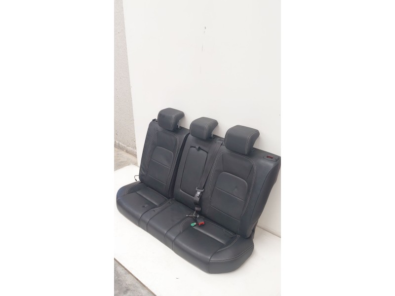 Recambio de asientos traseros para jaguar i-pace (x590) ev400 awd referencia OEM IAM   
							