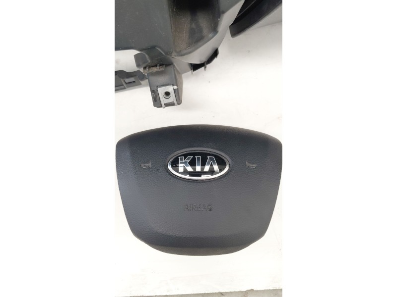 Recambio de kit airbag para kia rio iii 1.2 cvvt 84 cv referencia OEM IAM   
							