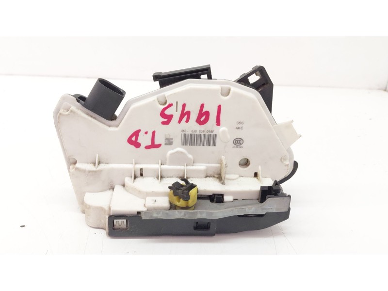 Recambio de cerradura puerta trasera derecha para seat ibiza iv sc (6j1, 6p5) 1.2 tsi referencia OEM IAM   
