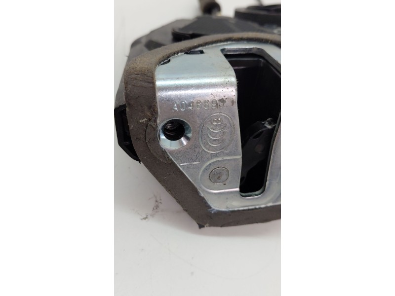 Recambio de cerradura puerta trasera izquierda para lexus ct (zwa10_) 200h (zwa10_) referencia OEM IAM A046693  