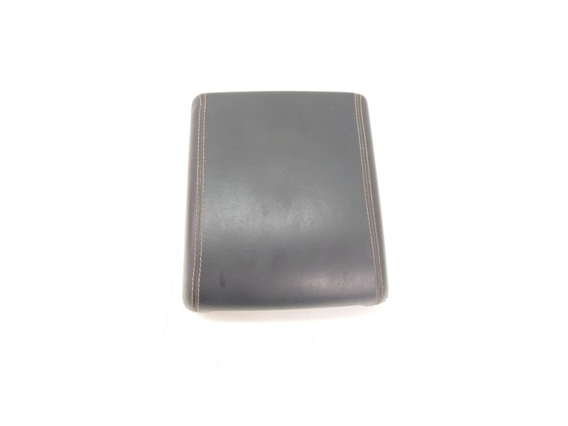 Recambio de apoyabrazos central para land rover evoque 2.0 td4 cat referencia OEM IAM   
							