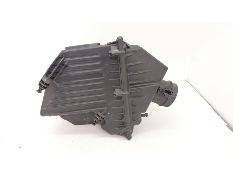 Recambio de filtro aire para land rover evoque 2.0 td4 cat referencia OEM IAM GJ329600AD  
							