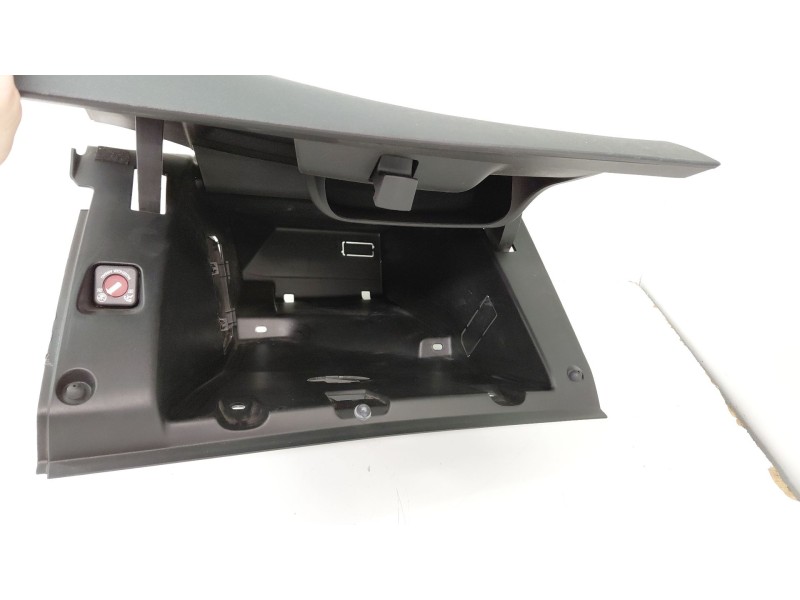 Recambio de guantera para peugeot 2008 (--.2013) 1.2 12v e-thp referencia OEM IAM   
							