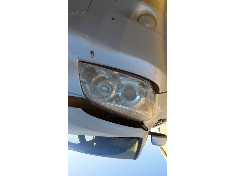 Recambio de faro derecho para toyota rav 4 iii (_a3_) 2.2 d 4wd (ala30_) referencia OEM IAM   
							