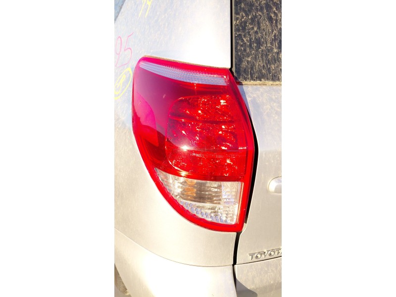 Recambio de piloto trasero izquierdo para toyota rav 4 iii (_a3_) 2.2 d 4wd (ala30_) referencia OEM IAM   
							