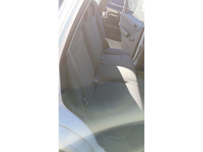 Recambio de asientos traseros para chevrolet aveo hatchback (t300) 1.4 referencia OEM IAM   