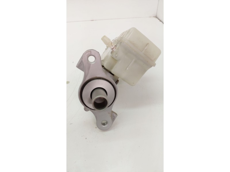 Recambio de bomba freno para dacia sandero ii tce 90 (b8m1, b8ma) referencia OEM IAM 460915125R  