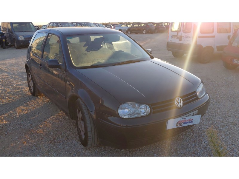 volkswagen golf iv (1j1) del año 1999
							