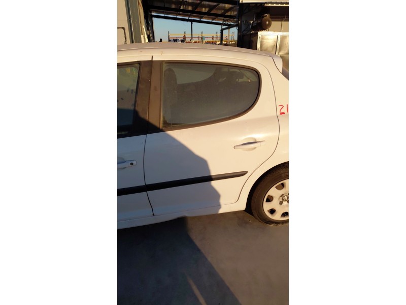 Recambio de puerta trasera izquierda para peugeot 207/207+ (wa_, wc_) 1.4 hdi referencia OEM IAM   