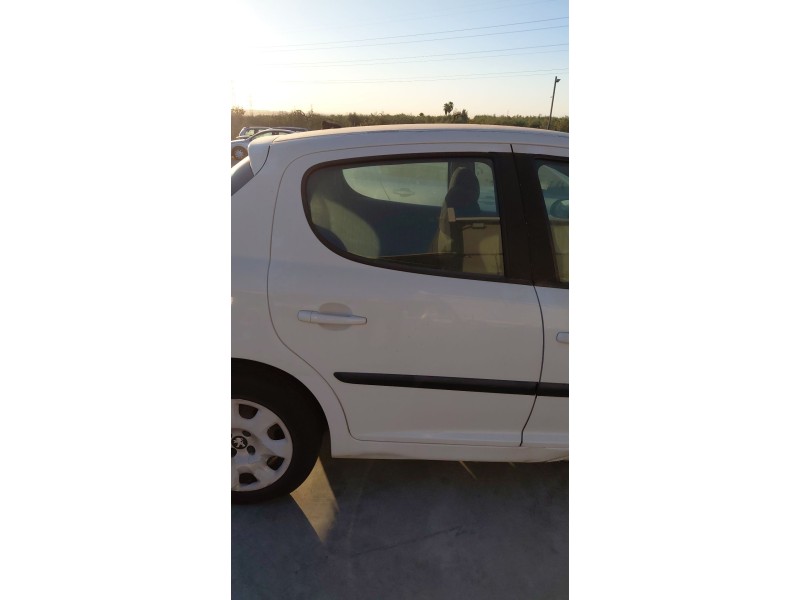 Recambio de puerta trasera derecha para peugeot 207/207+ (wa_, wc_) 1.4 hdi referencia OEM IAM   