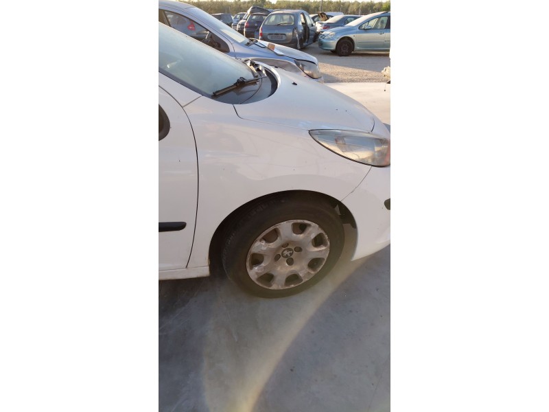Recambio de aleta delantera derecha para peugeot 207/207+ (wa_, wc_) 1.4 hdi referencia OEM IAM   
							