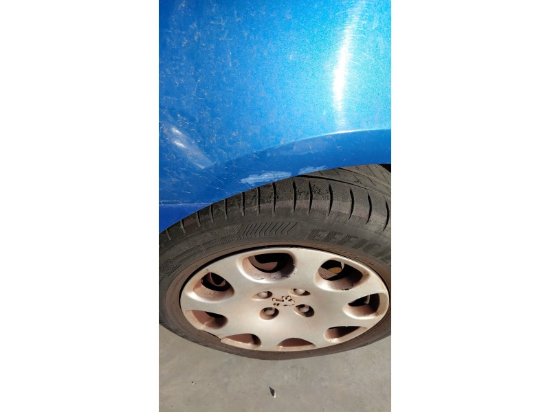 Recambio de aleta delantera izquierda para peugeot 307 (3a/c) 1.6 hdi referencia OEM IAM   