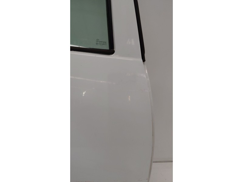 Recambio de puerta trasera derecha para dacia sandero ii tce 90 (b8m1, b8ma) referencia OEM IAM   
							