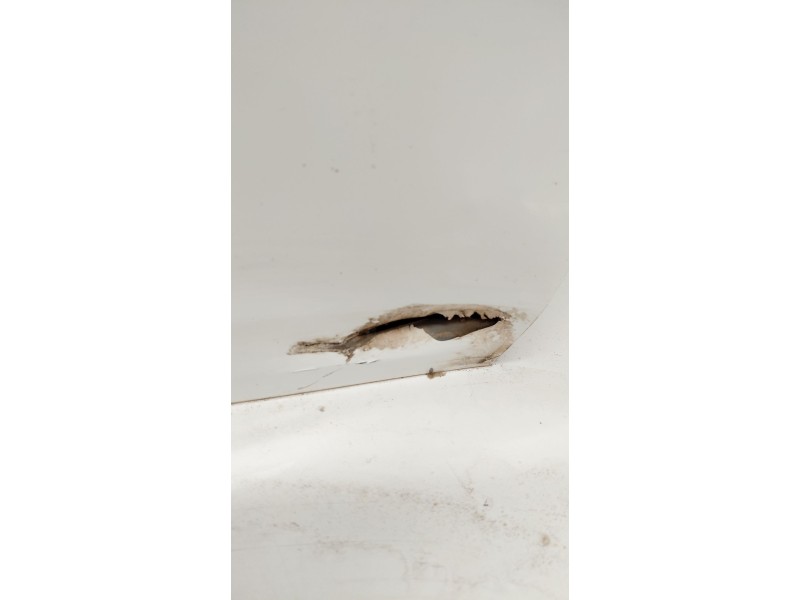 Recambio de puerta delantera derecha para mercedes-benz clase c (w204) lim. 2.1 cdi cat referencia OEM IAM   