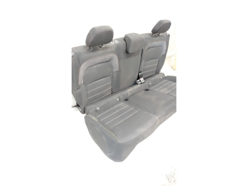 Recambio de asientos traseros para dacia sandero iii 1.0 tce referencia OEM IAM   