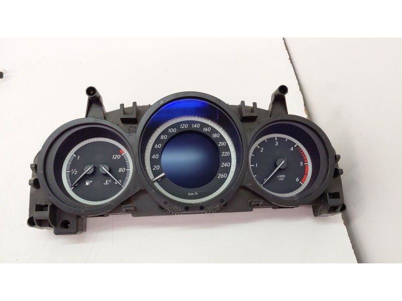 Recambio de cuadro instrumentos para mercedes-benz clase c (w204) lim. 2.1 cdi cat referencia OEM IAM A2049004509  