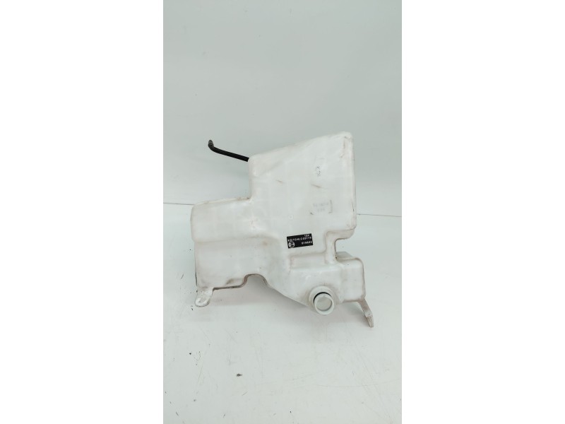 Recambio de deposito limpia para lexus gs 450h referencia OEM IAM 060851407  
							