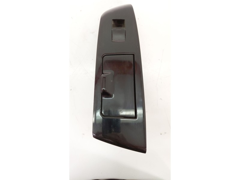 Recambio de mando elevalunas trasero derecho para lexus gs 450h referencia OEM IAM 7427030170  
							