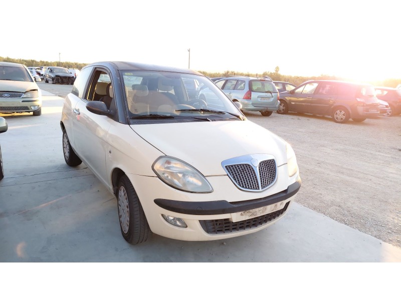 lancia ypsilon (843_) del año 2006
							