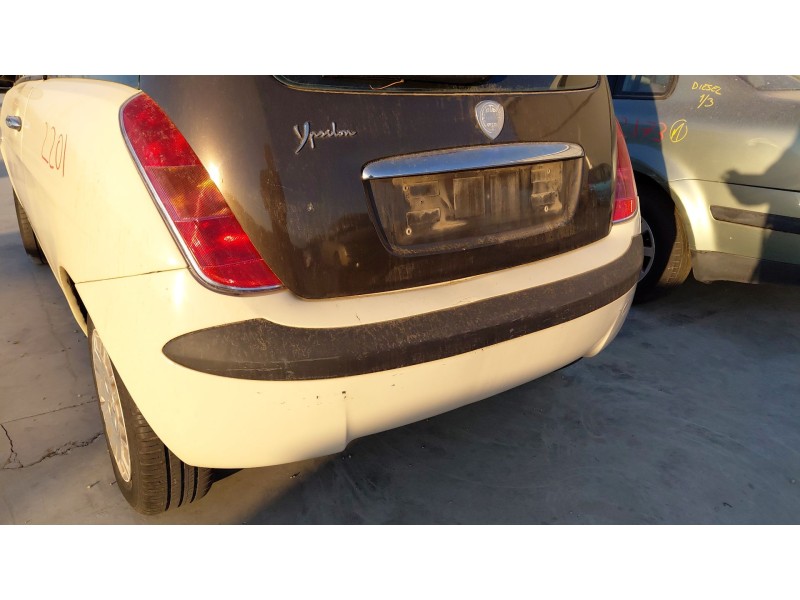 Recambio de paragolpes trasero para lancia ypsilon (843_) 1.2 (843.axa1a) referencia OEM IAM   