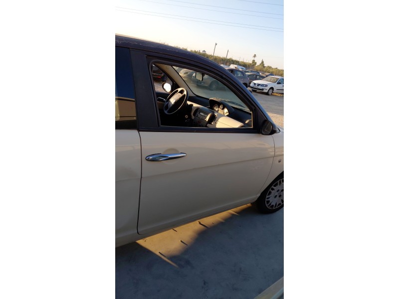Recambio de puerta delantera derecha para lancia ypsilon (843_) 1.2 (843.axa1a) referencia OEM IAM   
							