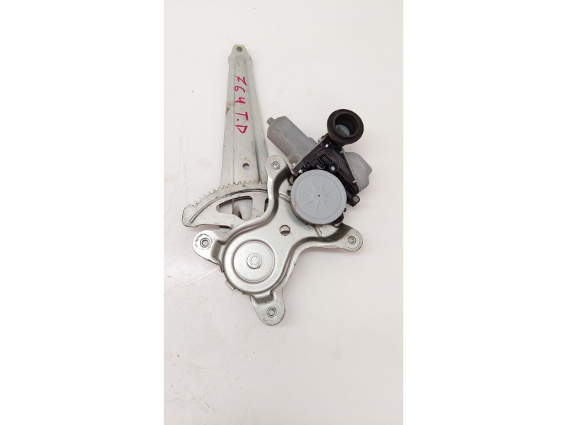 Recambio de elevalunas trasero derecho para lexus gs 450h referencia OEM IAM 8572030430  
							