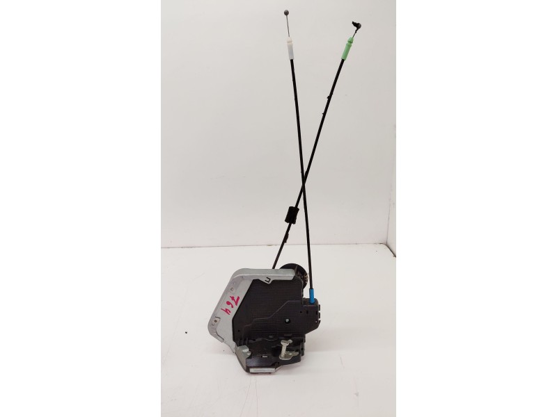 Recambio de cerradura puerta trasera derecha para lexus gs 450h referencia OEM IAM 2H0223  
							