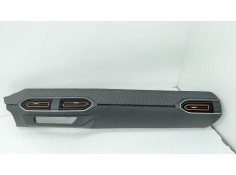 Recambio de rejilla aireadora para dacia sandero iii 1.0 tce referencia OEM IAM 683101161R  
