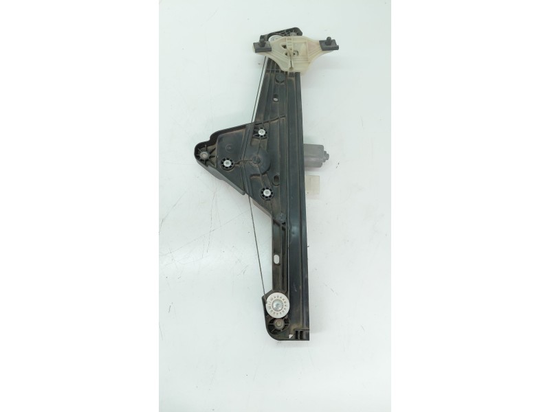 Recambio de elevalunas delantero derecho para renault clio v referencia OEM IAM 807216723R  