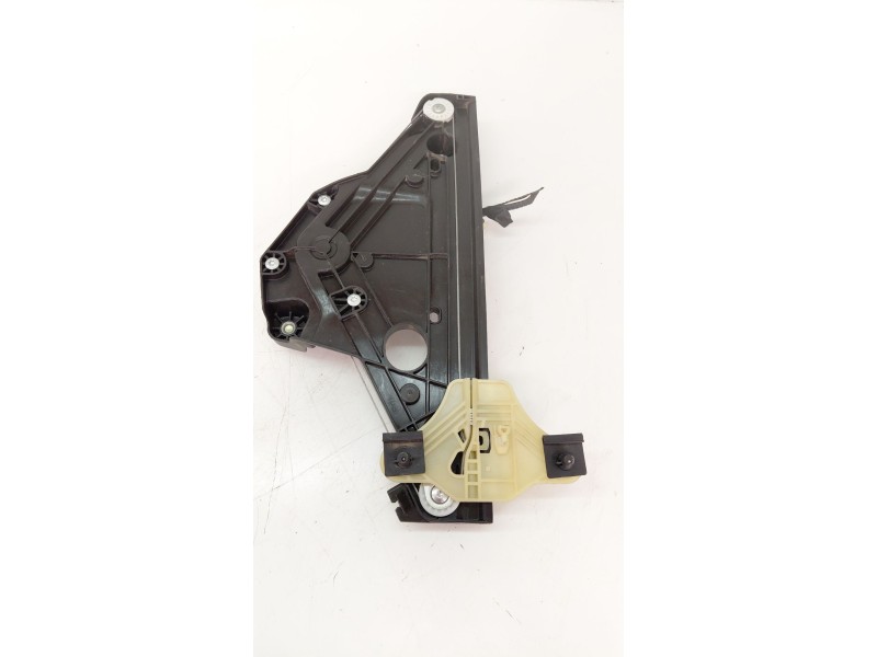 Recambio de elevalunas trasero derecho para renault clio v referencia OEM IAM 827209773R  
							