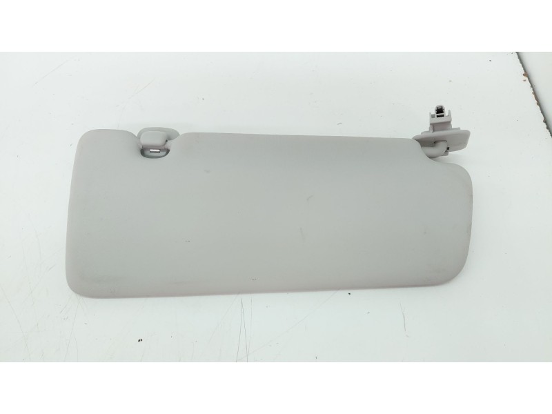 Recambio de parasol izquierdo para renault clio v referencia OEM IAM   