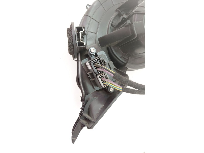 Recambio de motor calefaccion para land rover evoque 2.0 td4 cat referencia OEM IAM 9415187  
							
