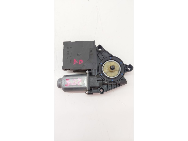 Recambio de motor elevalunas delantero derecho para volkswagen touran (1t3) 1.6 tdi dpf referencia OEM IAM 5K0959792A  
							