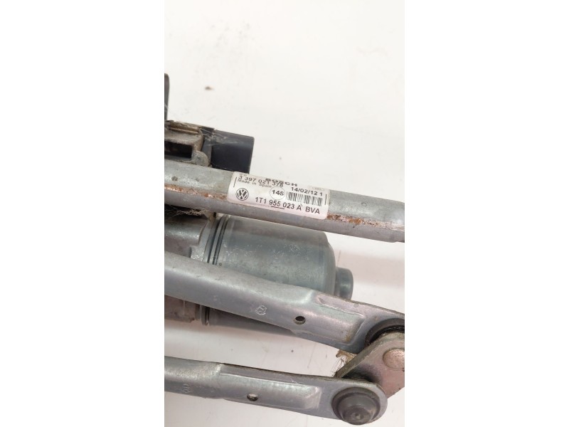 Recambio de motor limpia delantero para volkswagen touran (1t3) 1.6 tdi dpf referencia OEM IAM 1T1955023A  
							