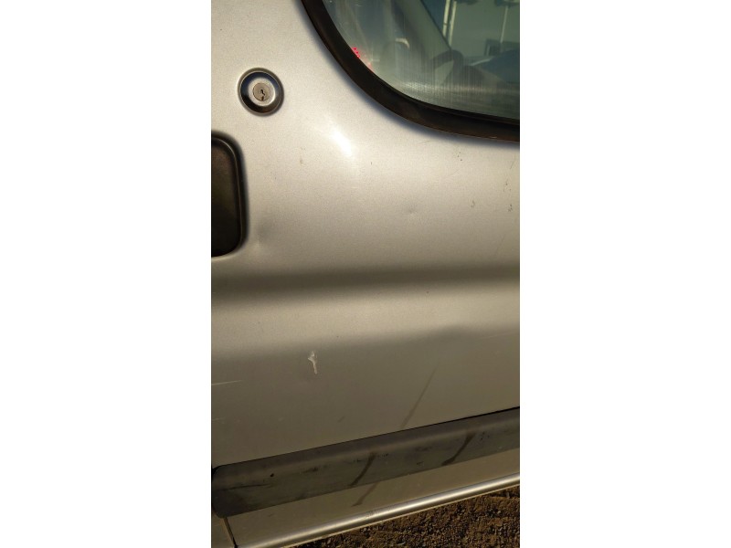 Recambio de puerta delantera derecha para peugeot partner furgoneta/monovolumen (5_, g_) 1.6 hdi 75 referencia OEM IAM   