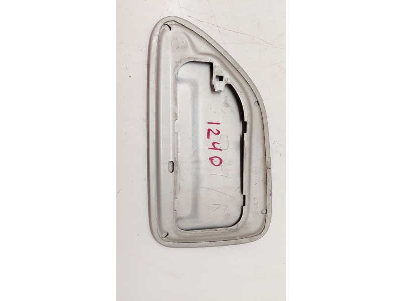 Recambio de tapa exterior combustible para bmw serie 6 cabrio (e64) 645ci referencia OEM IAM   