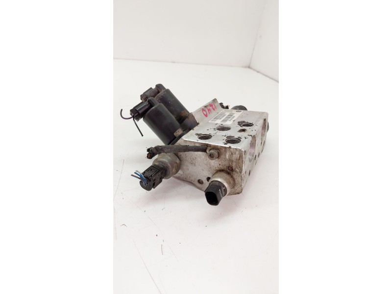 Recambio de bomba suspension para bmw serie 6 cabrio (e64) 645ci referencia OEM IAM VB676084008  