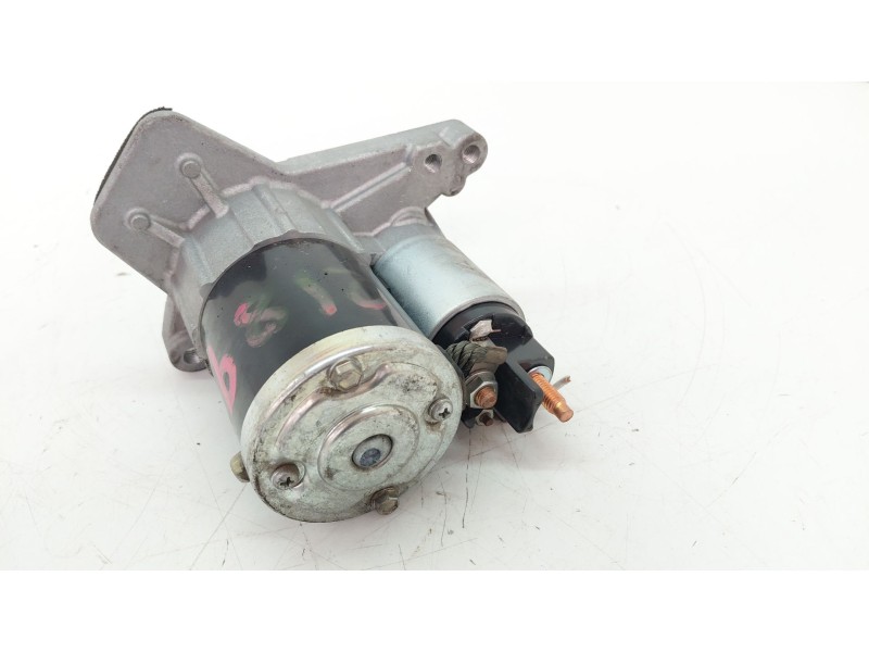 Recambio de motor arranque para dacia sandero ii tce 90 (b8m1, b8ma) referencia OEM IAM 233000557R  