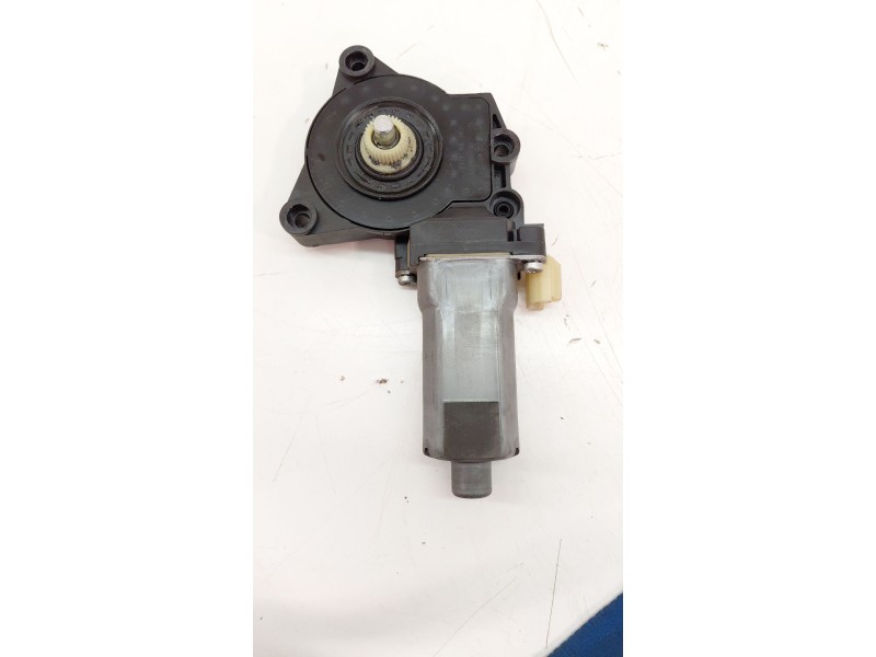 Recambio de motor elevalunas delantero izquierdo para hyundai i30 (fd) 1.6 crdi referencia OEM IAM   