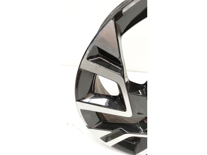 Recambio de llanta para kia xceed hybrid referencia OEM IAM   