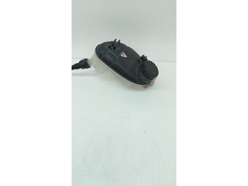 Recambio de deposito expansion para mercedes-benz clase cla (w117) cla 220 cdi (117.303) referencia OEM IAM   